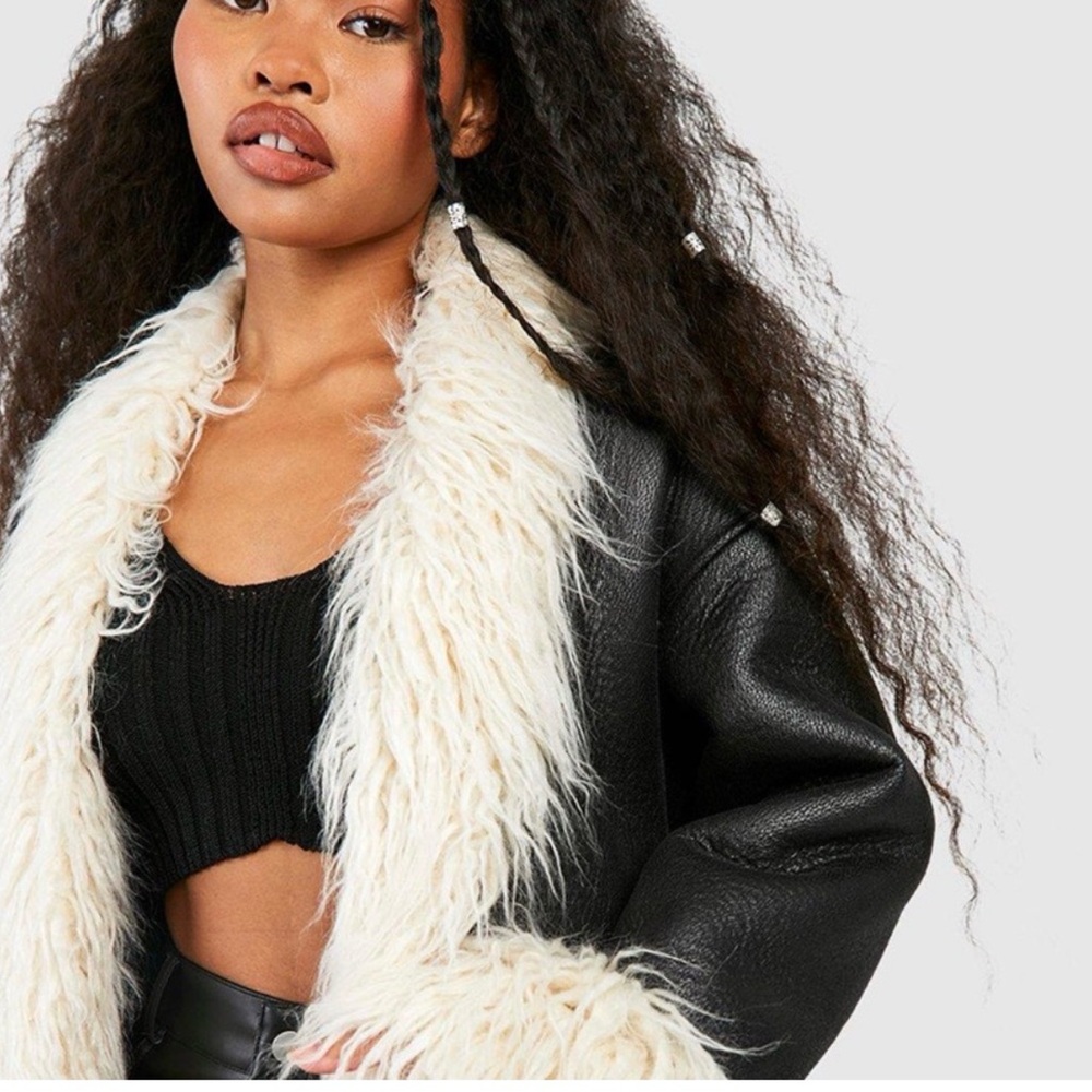 Boohoo Black Long Jacket with Cream Faux Fur Trim Penny Lane - Picture 8 of 9
